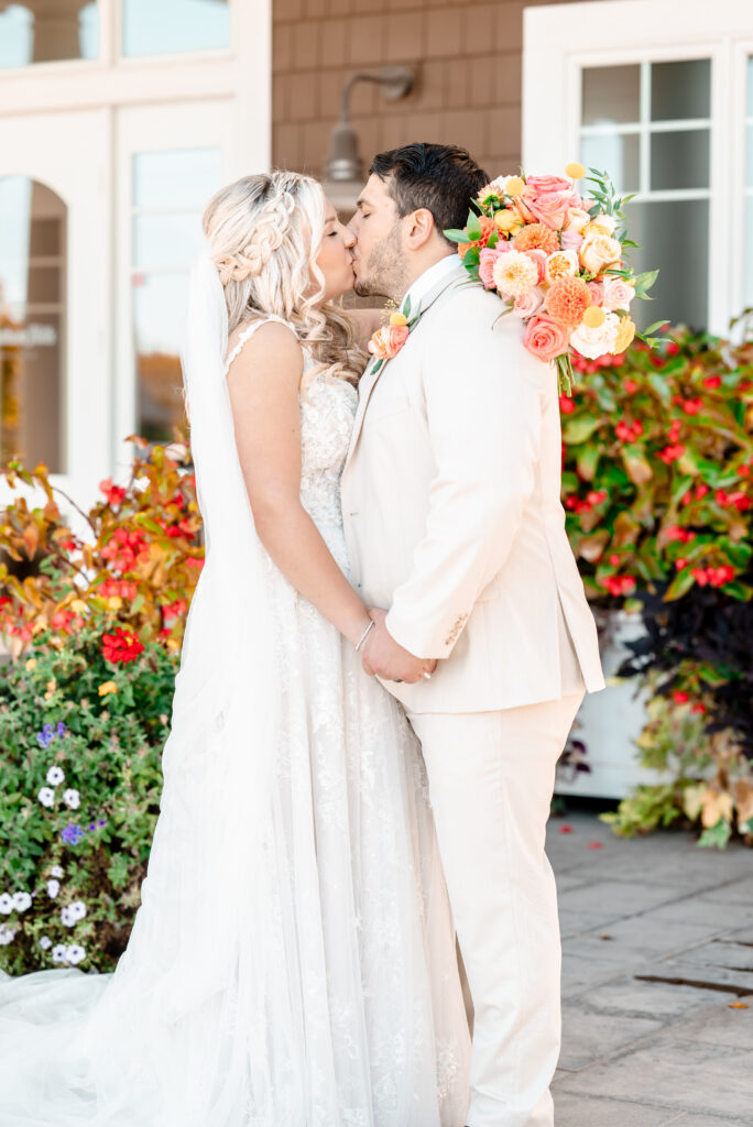 fall wedding at Chatham Hills